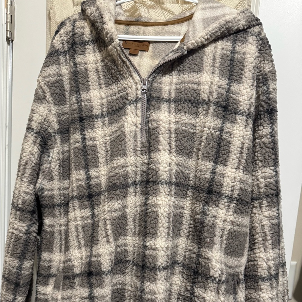 Koolaburra Women’s 3/4 Zip Plaid Sherpa Hoodie - Gray and Cream